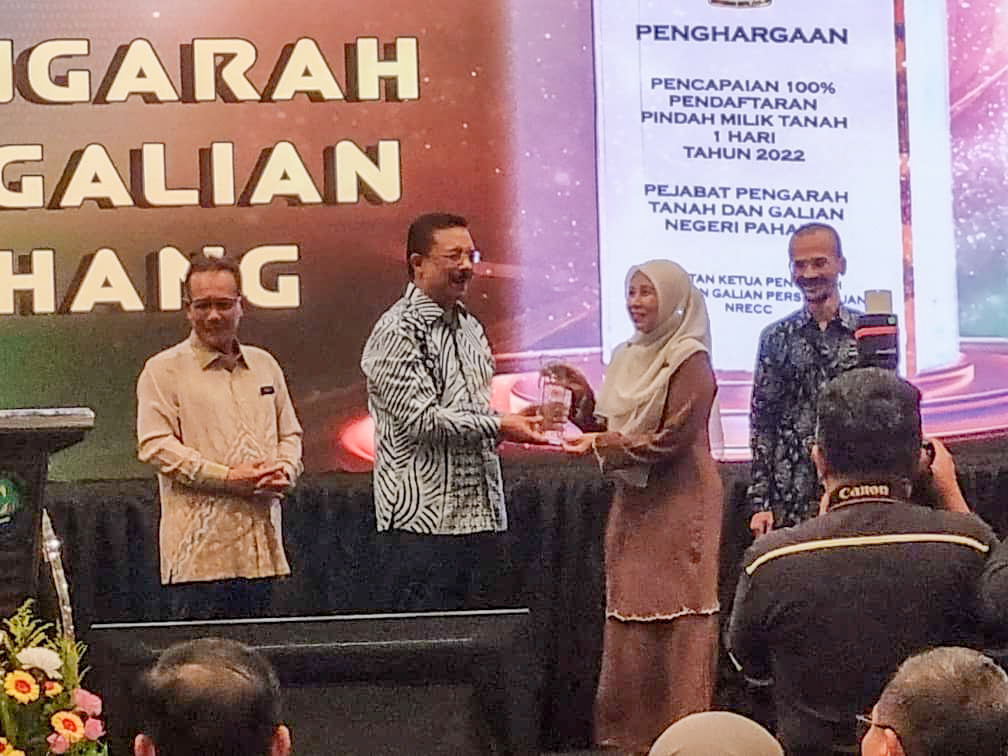 Pencapaian Prestasi 100% PMT 1 Hari