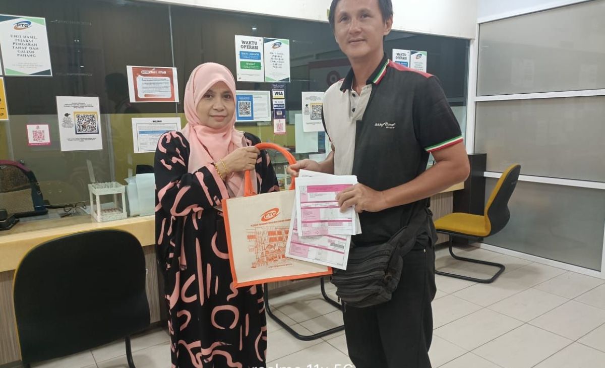 Penghargaan Kepada Pembayar Cukai Tanah Terawal